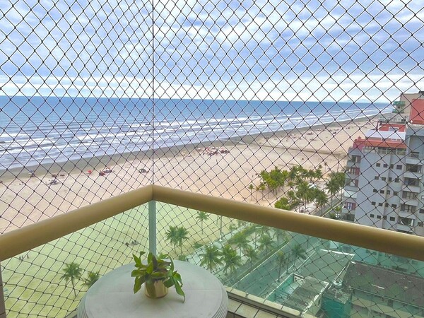 APTO 1303 – EDIFICIO BLAIA II