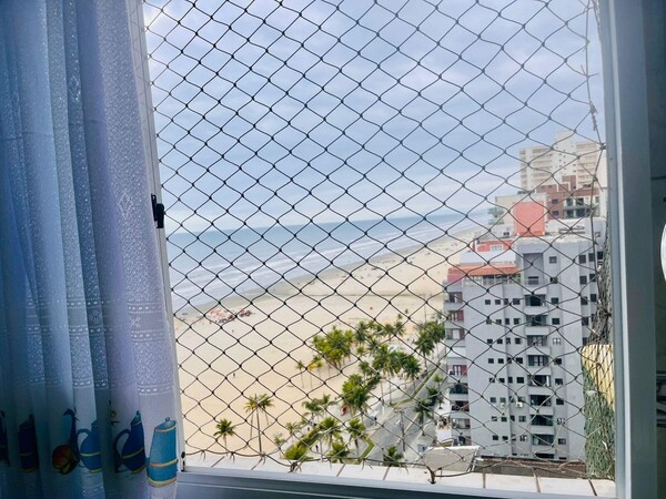 APTO 1303 – EDIFICIO BLAIA II